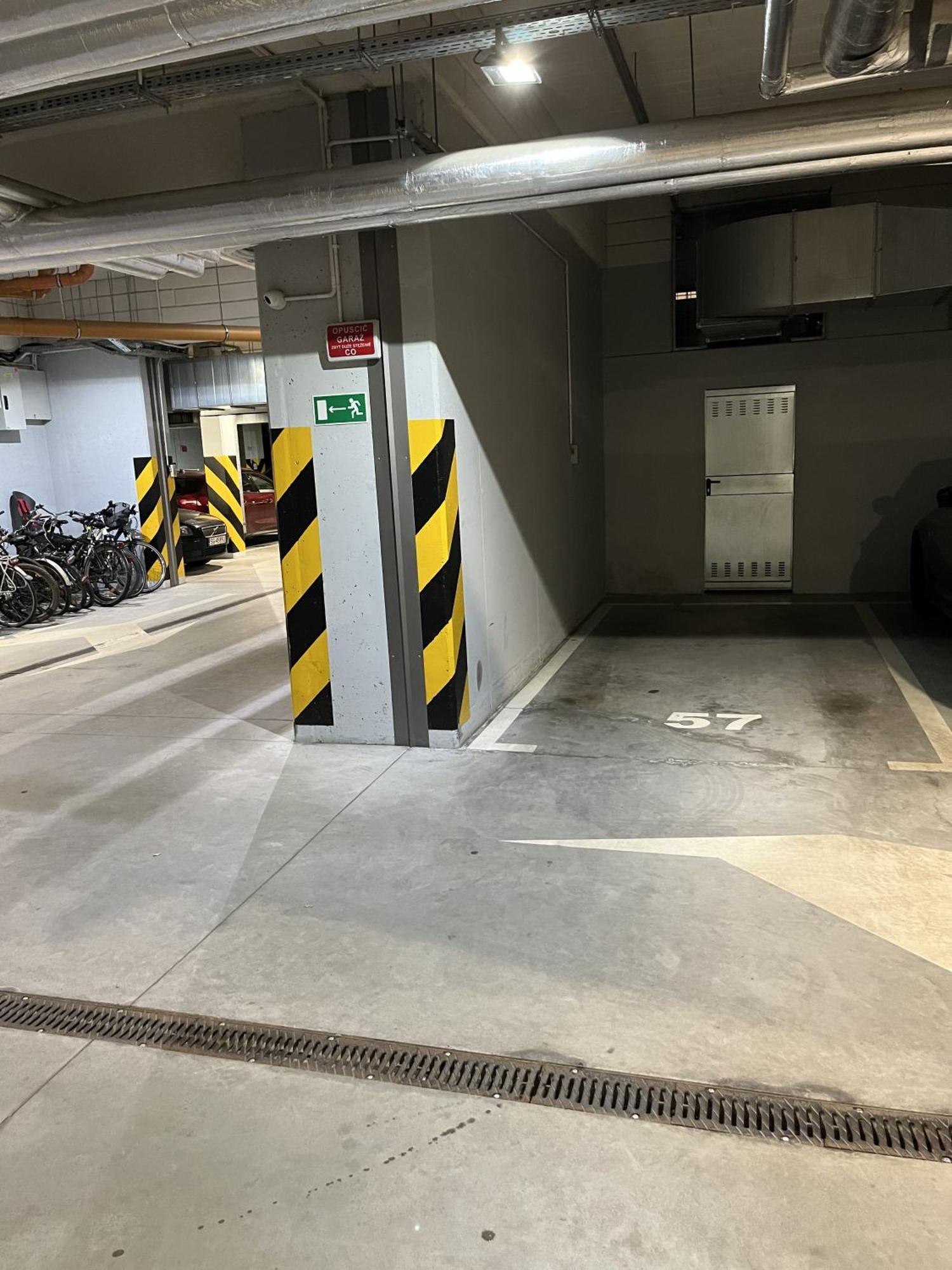 Apartament Z Tarasem Oraz Podziemnym Parkingiem Apartman Krakkó Kültér fotó